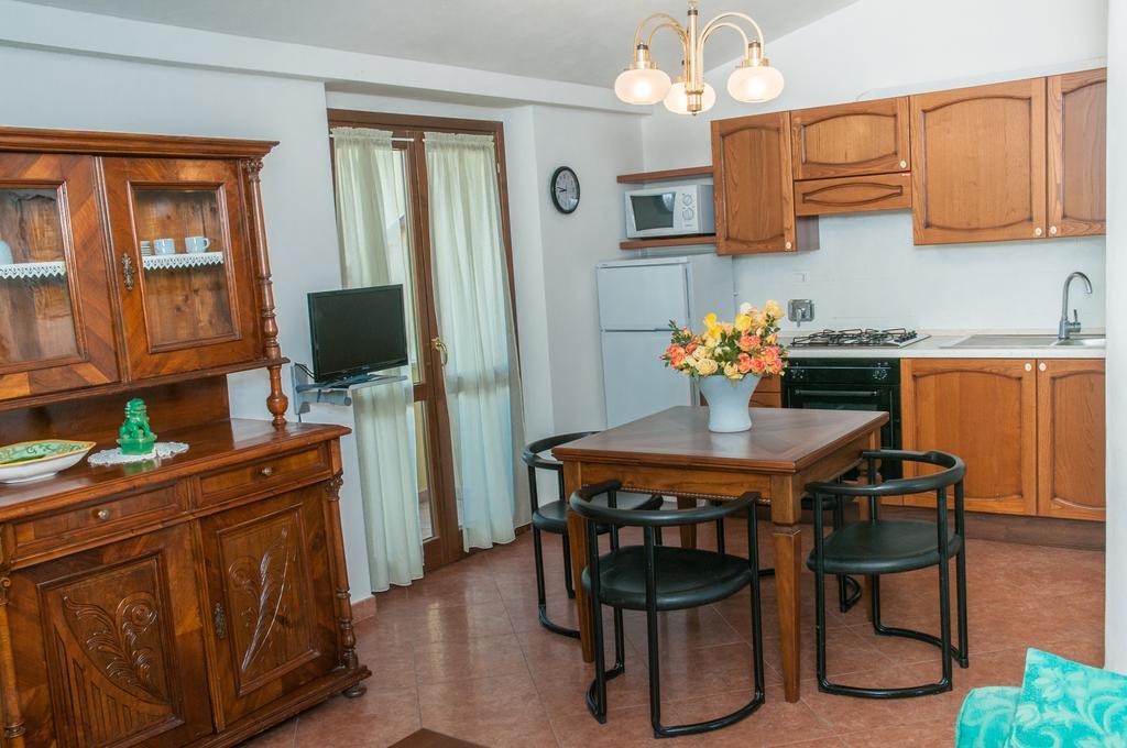 Agriturismo Il Casale Di Monica Rivotorto Exterior foto