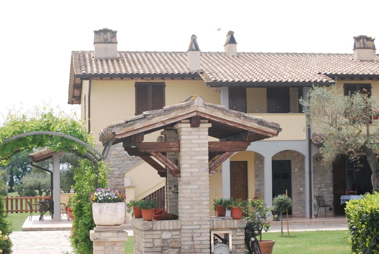 Agriturismo Il Casale Di Monica Rivotorto Exterior foto